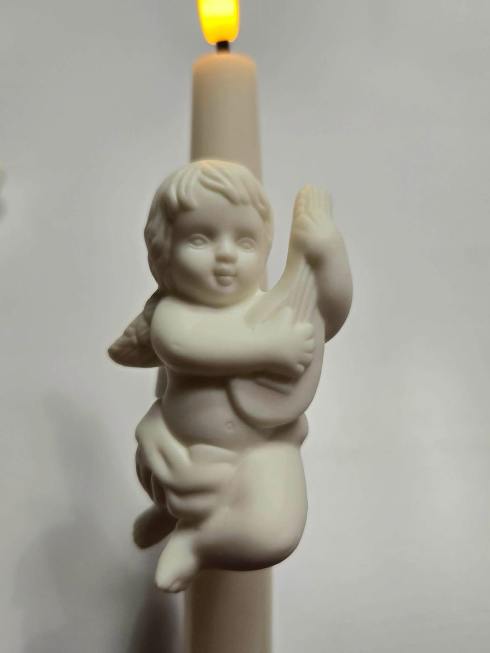 PartyLite White Porcelain Cherub Candle Clip